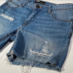 BDG Boyfriend Shorts Distressed Denim size 26